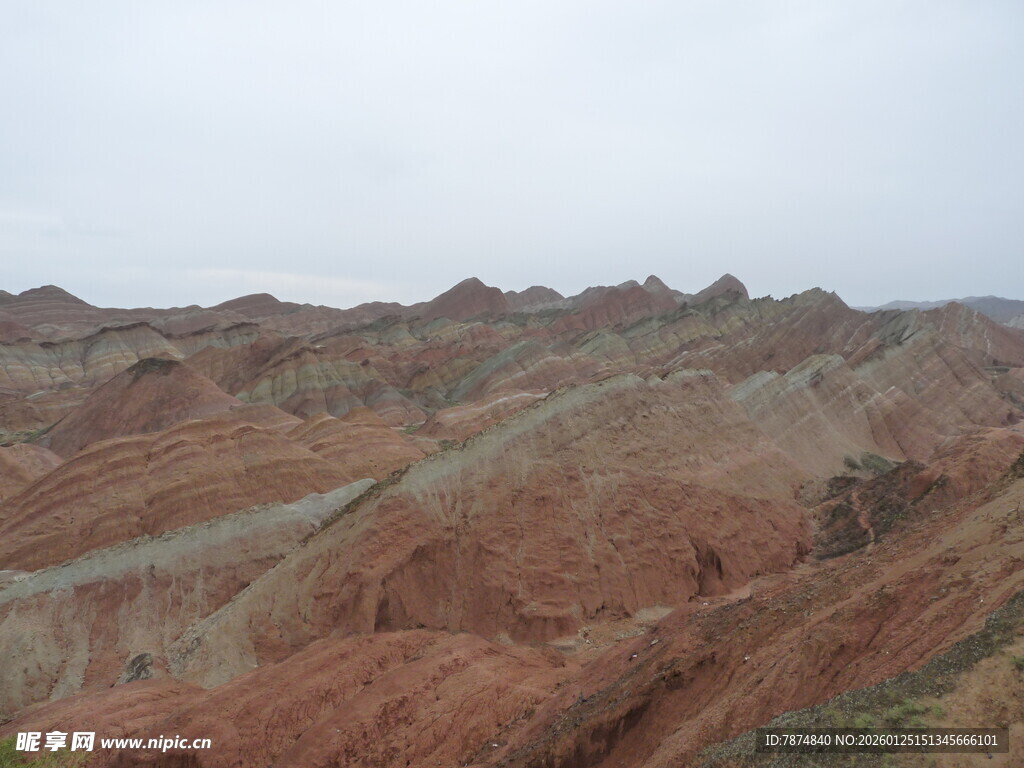 七彩丹霞地貌景观
