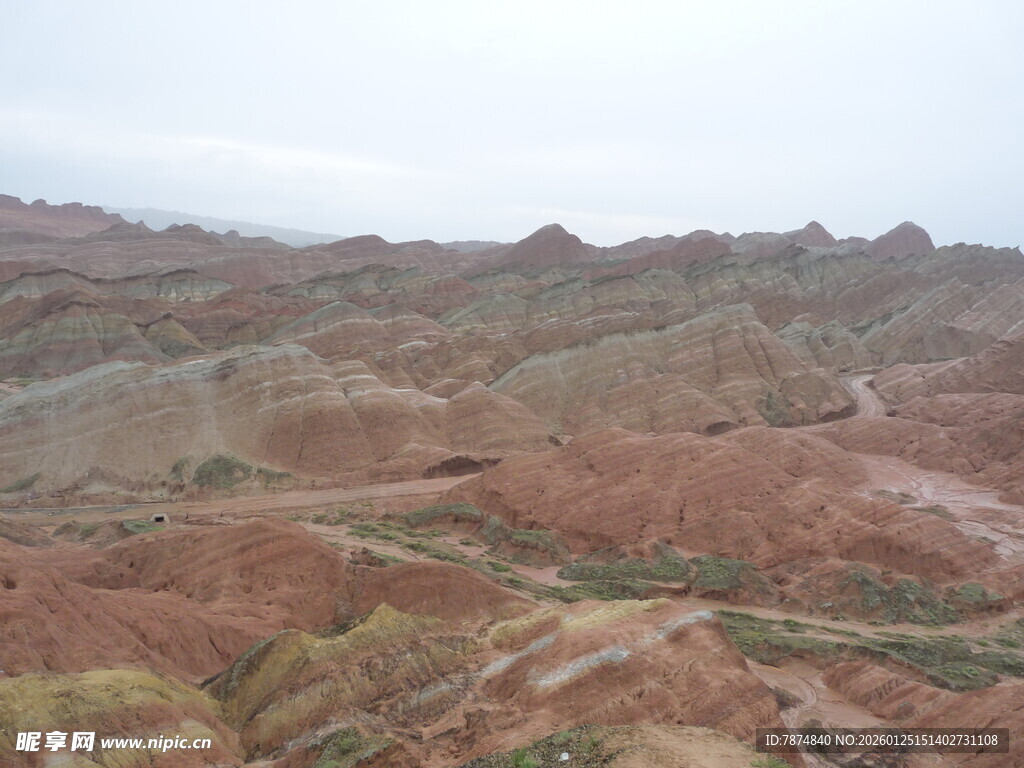 壮丽多彩的丹霞地貌景观
