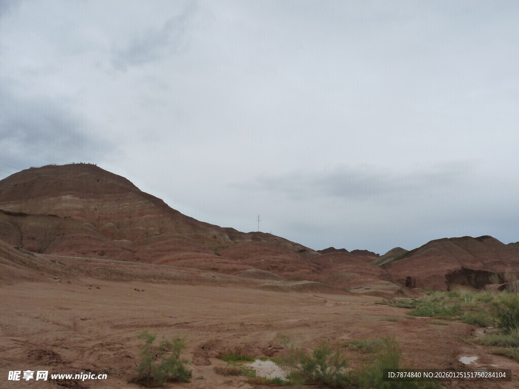 荒凉红土地貌景观