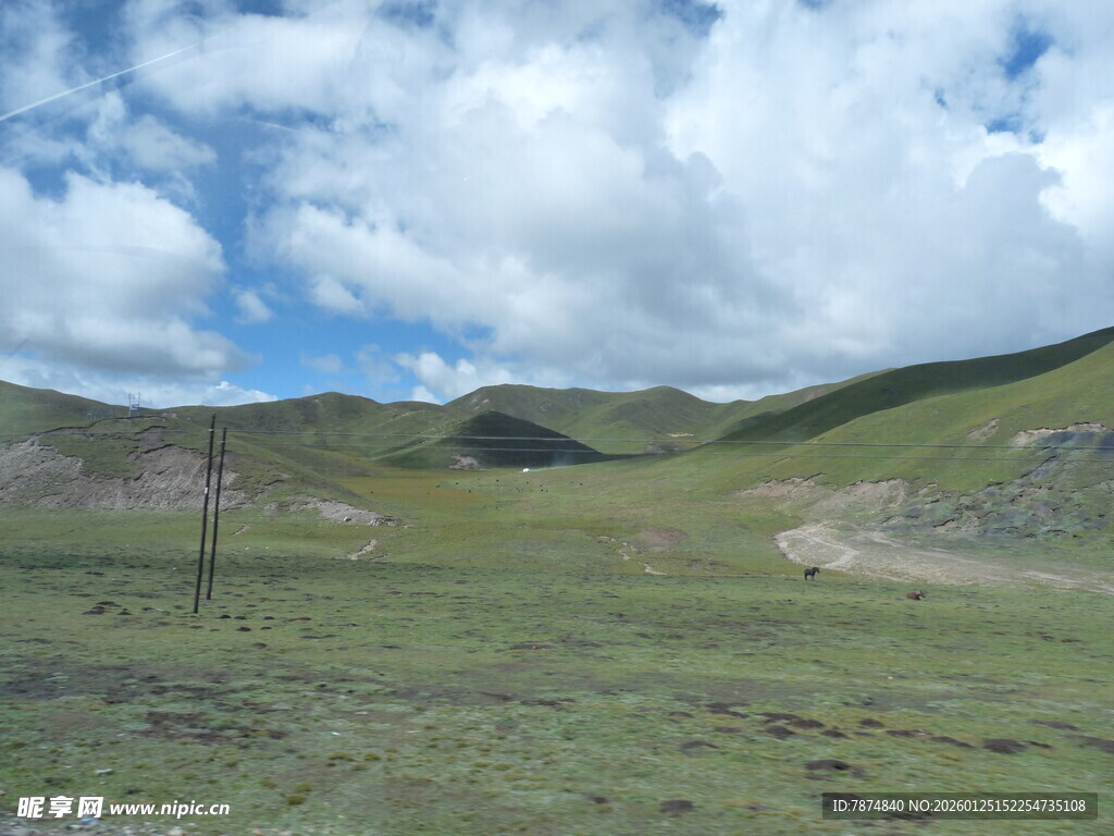 草原风光 蓝天白云下的美景