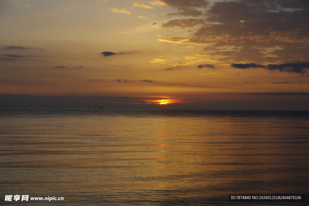 海上日落美景