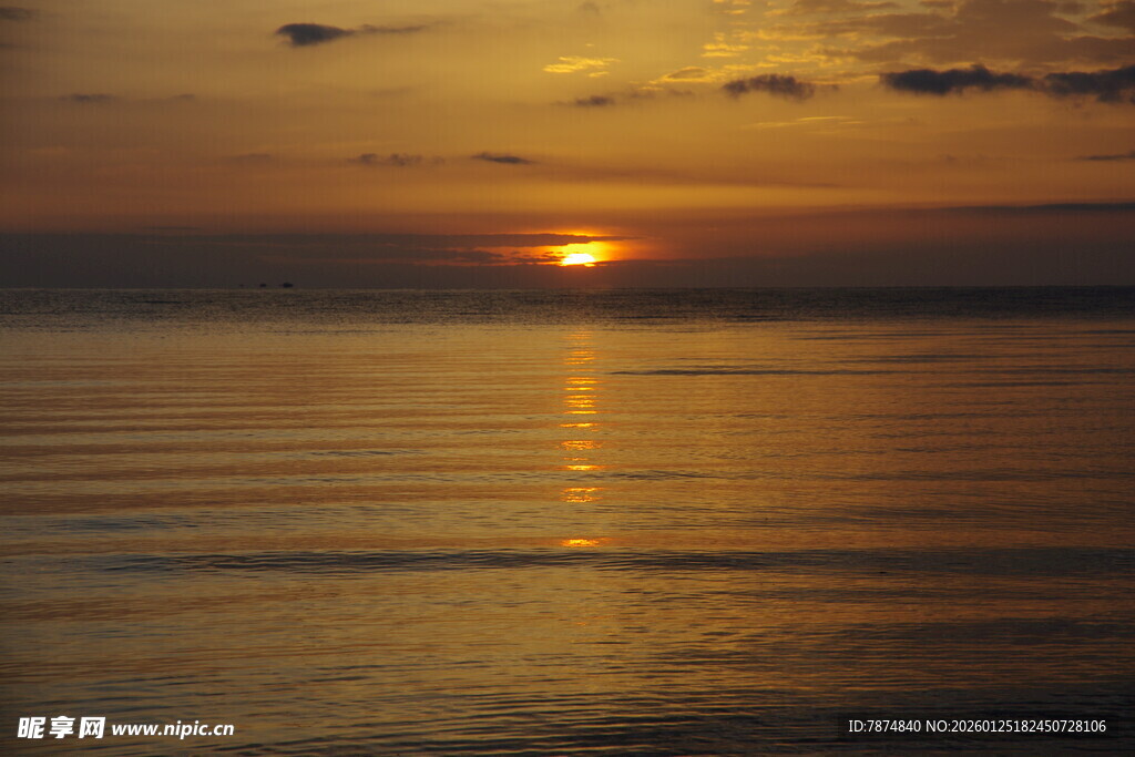 海上日落美景