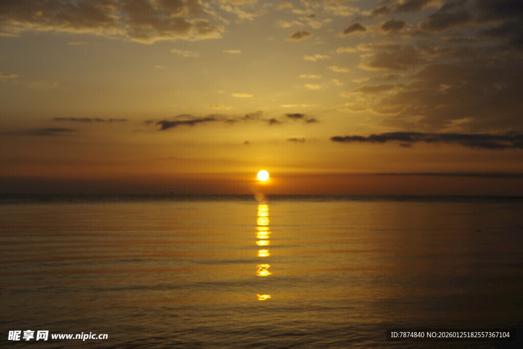 海上日落美景
