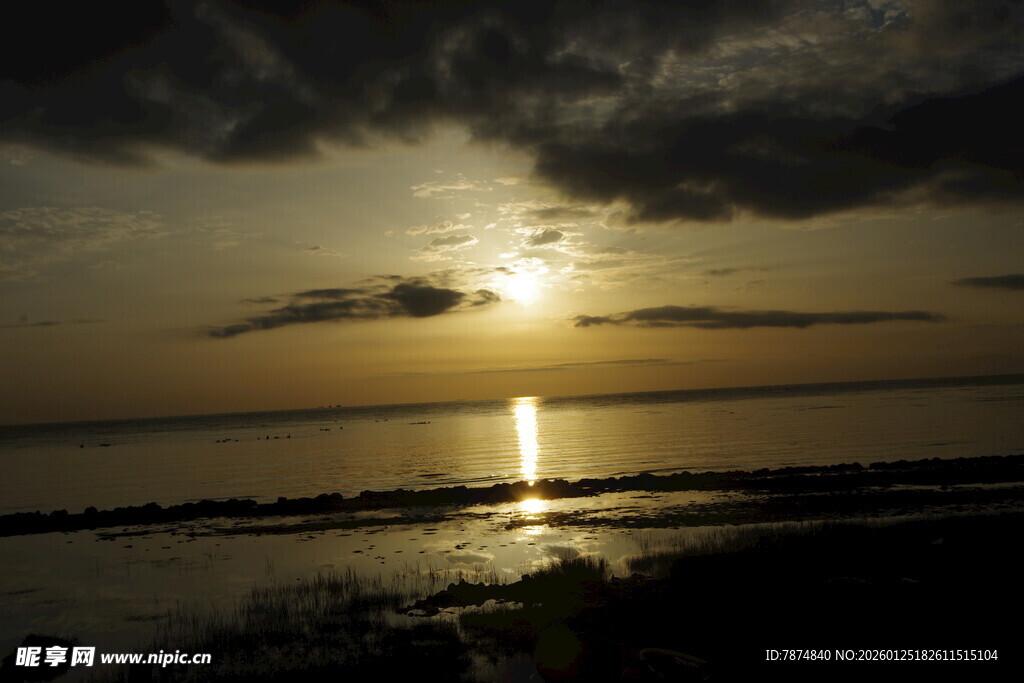 海边日落美景