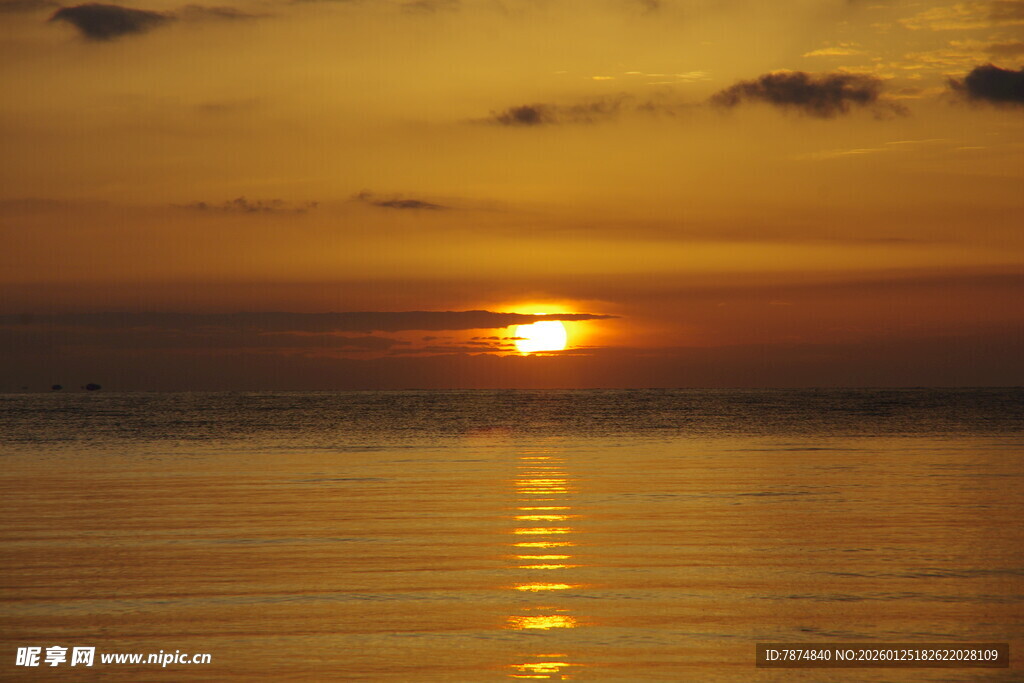 海上落日美景