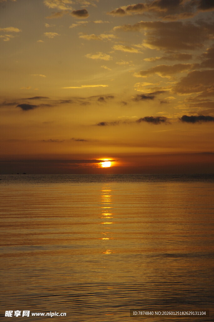 海上落日美景
