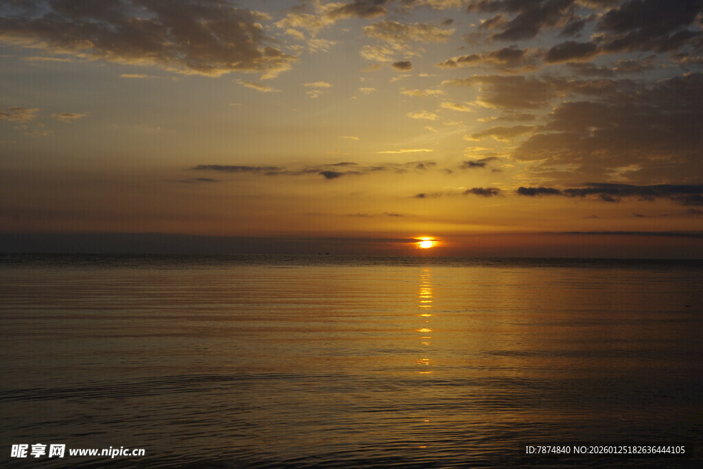 海上日落美景