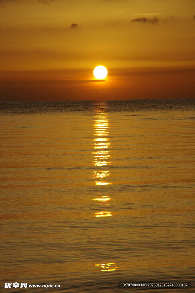 海上落日美景
