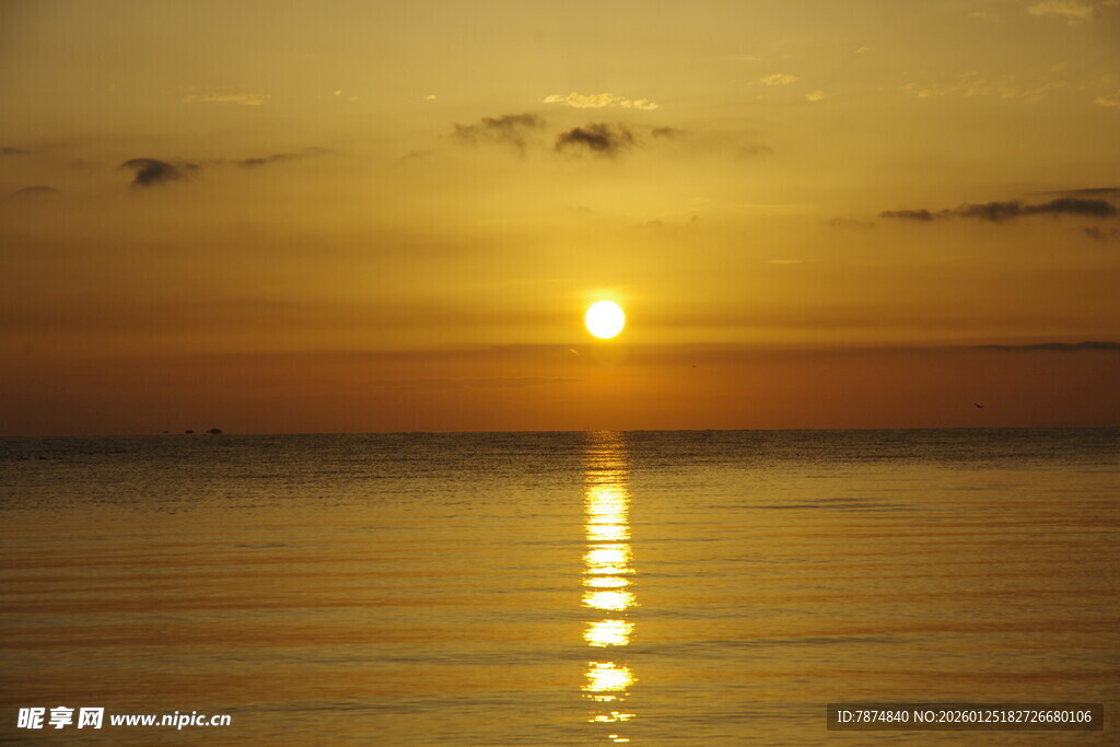 海上落日美景