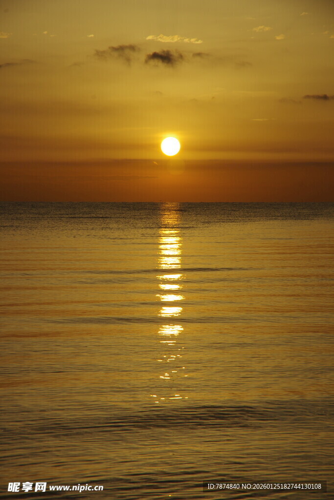 海上落日余晖美景