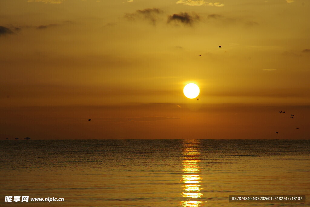 海上落日美景
