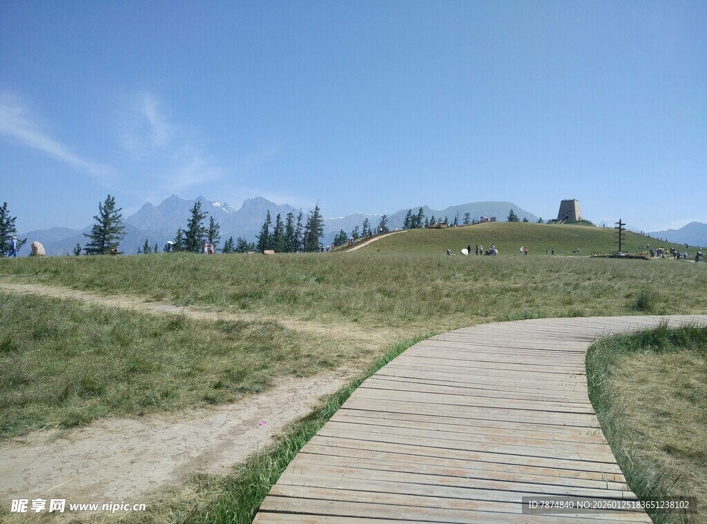 山间木栈道 漫步好风光