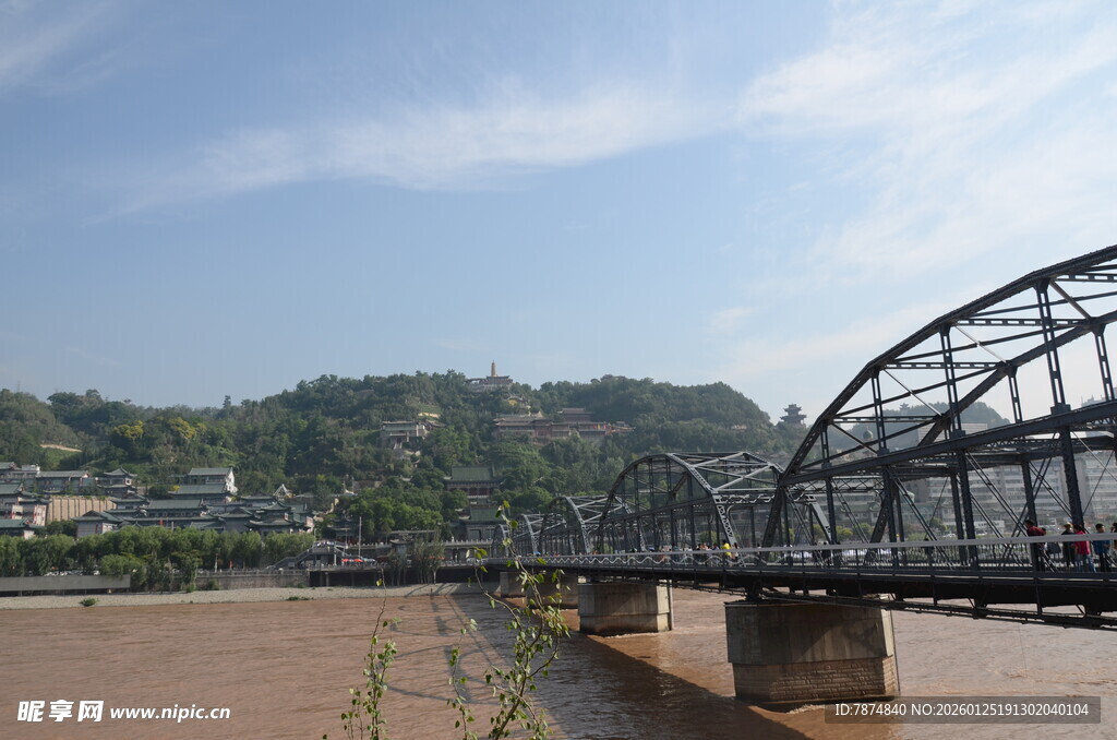 黄河上的钢铁大桥