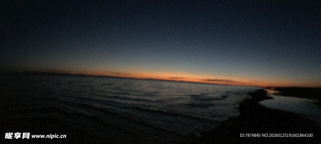 海上暮色景观