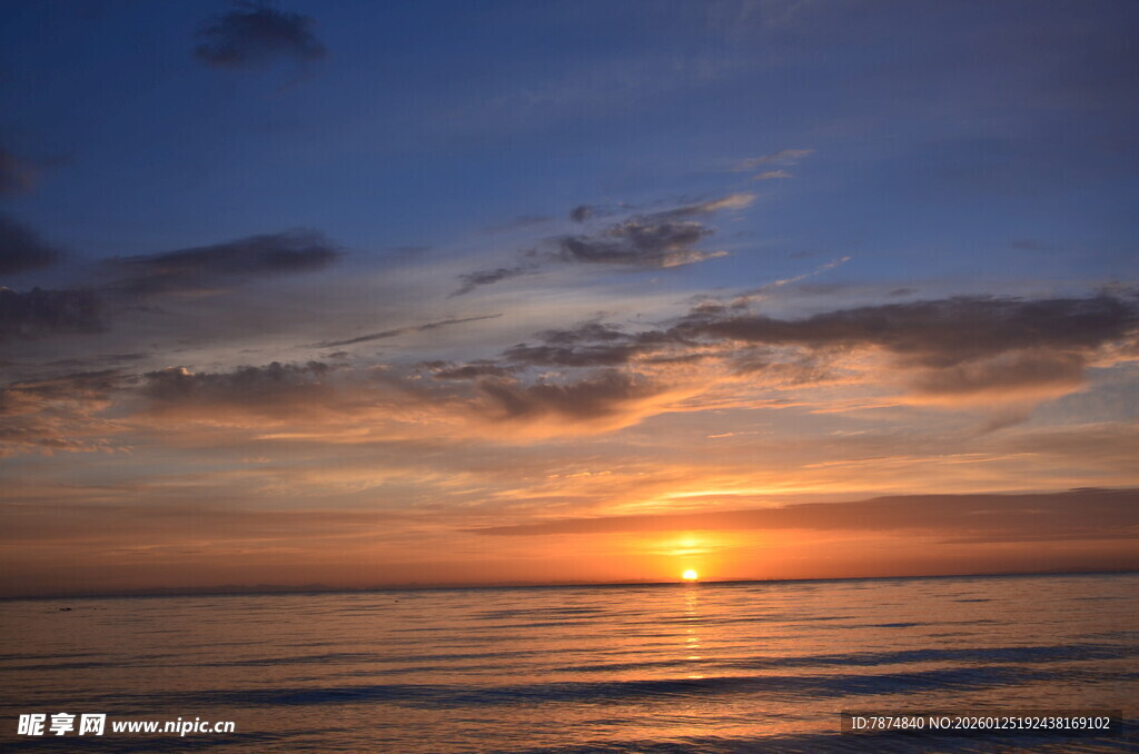 海上壮丽日落美景