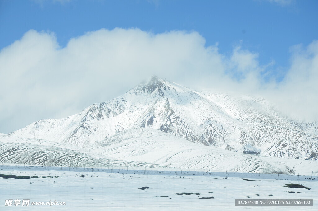 雪山美景