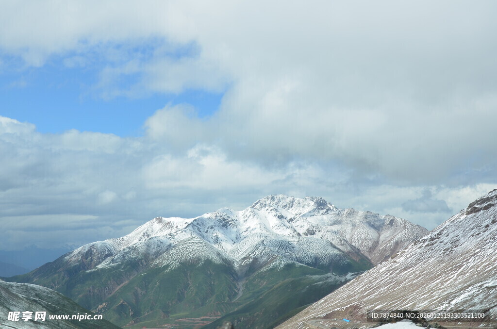 雪山美景