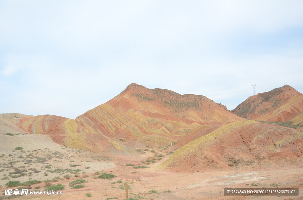 七彩山峦 自然绚丽风光