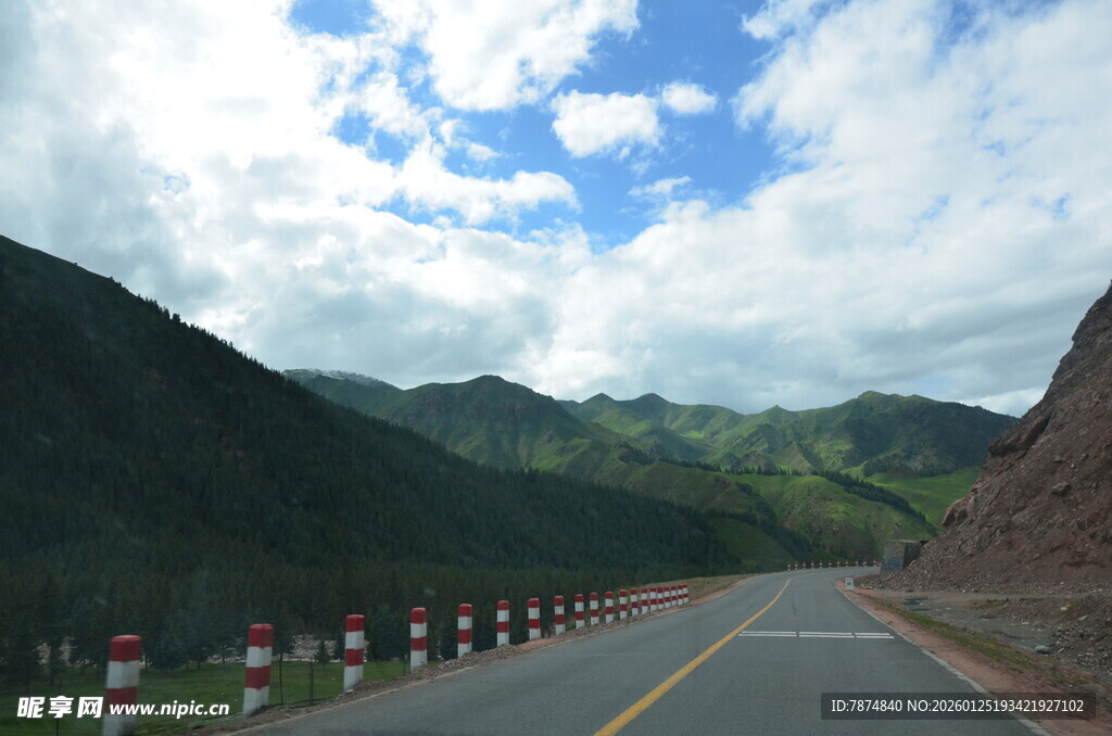 山间公路美景