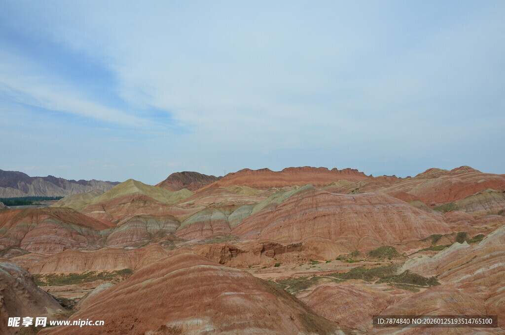 七彩丹霞地貌景观