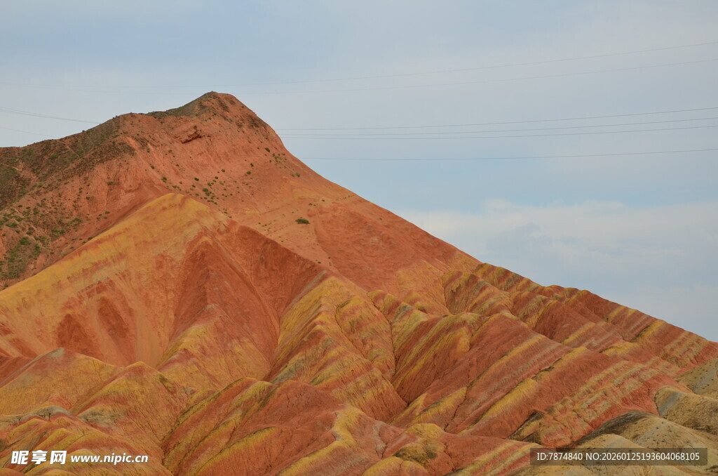 七彩斑斓的壮丽丹霞地貌