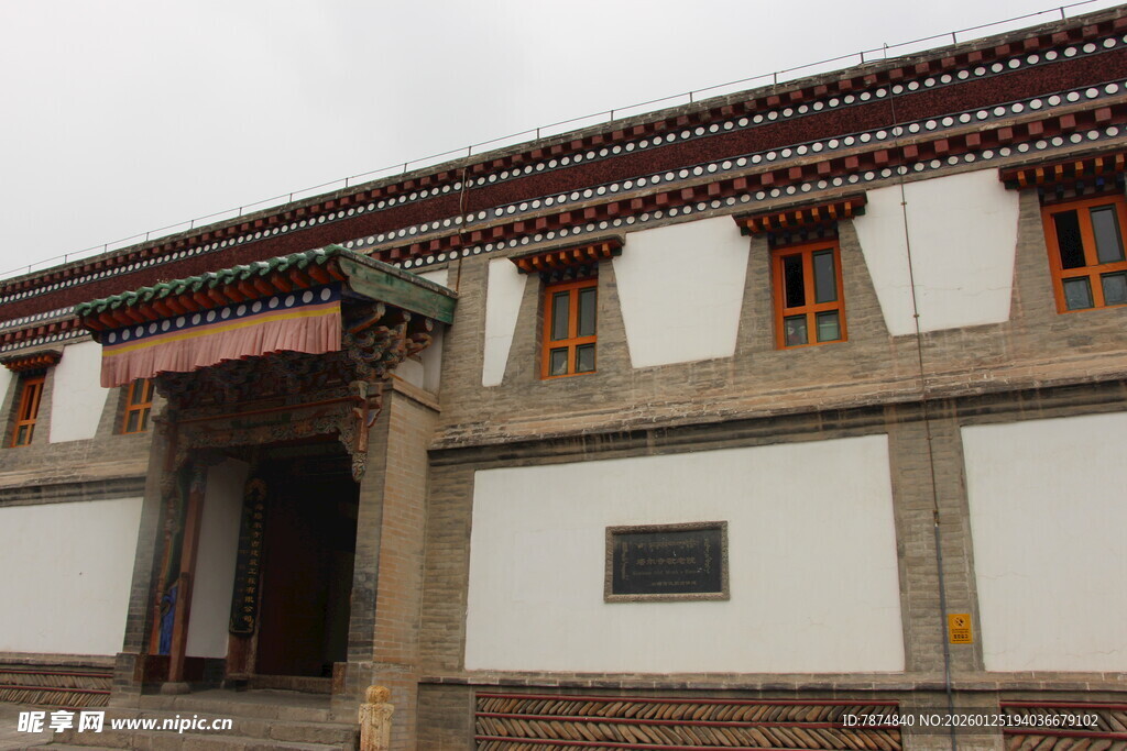 传统中式古建筑外观