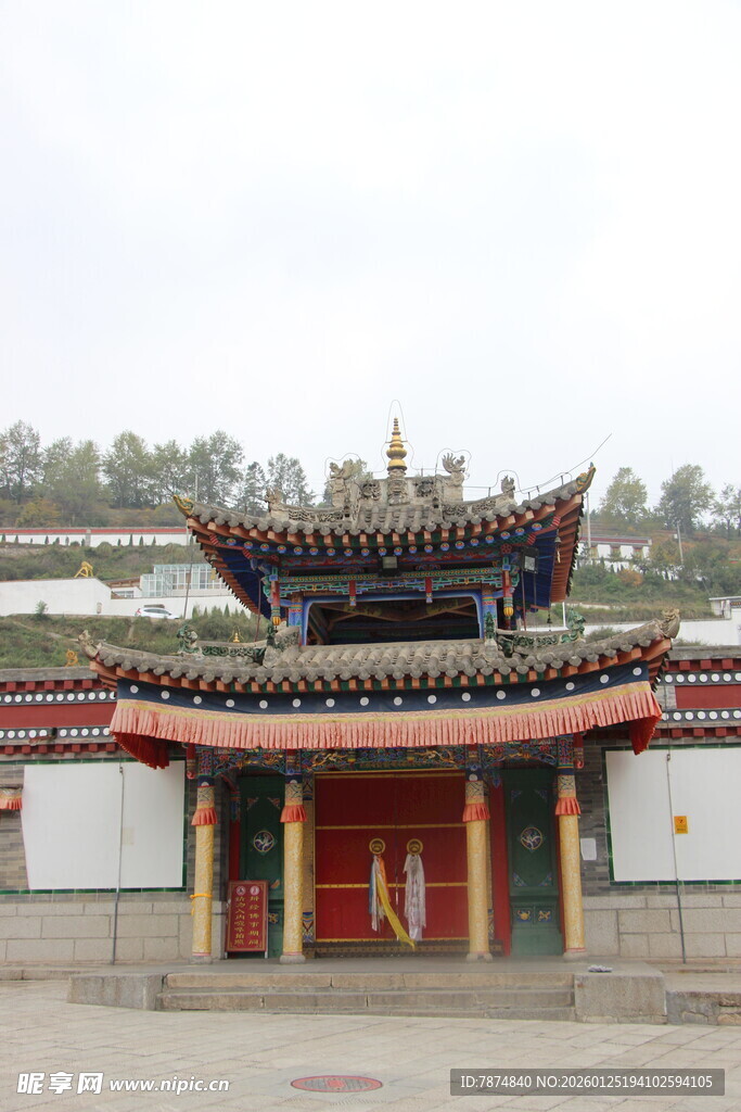 传统中式庙宇建筑景观