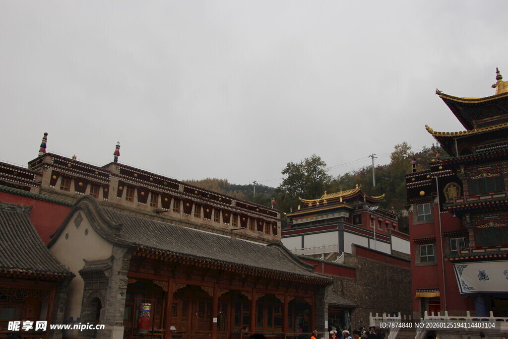 古色古香的中式传统建筑群