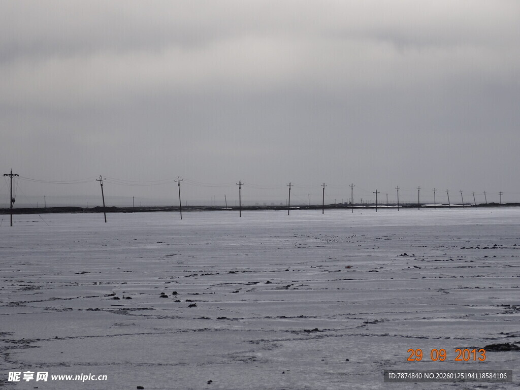 海上风车阵 苍茫壮阔景