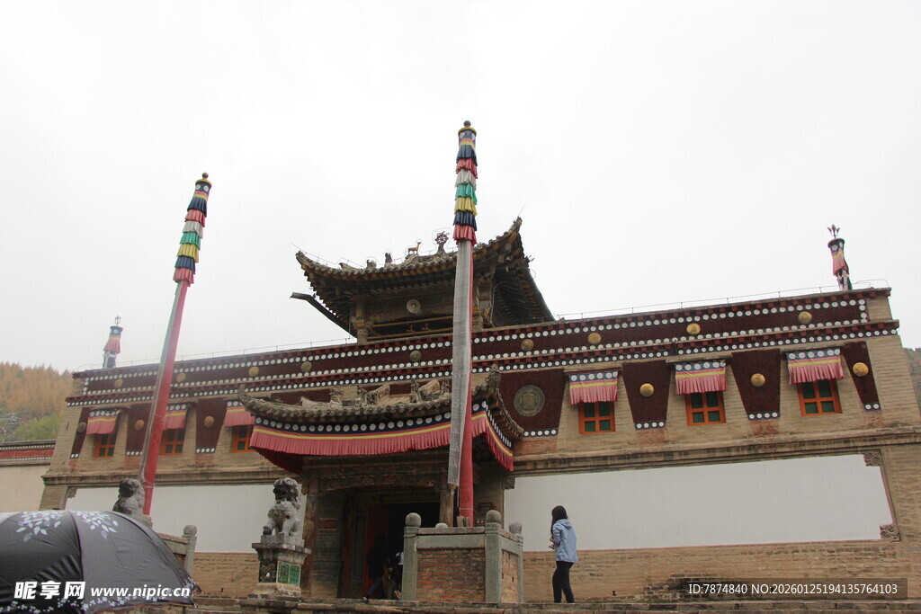 藏式风格建筑 古朴而庄严