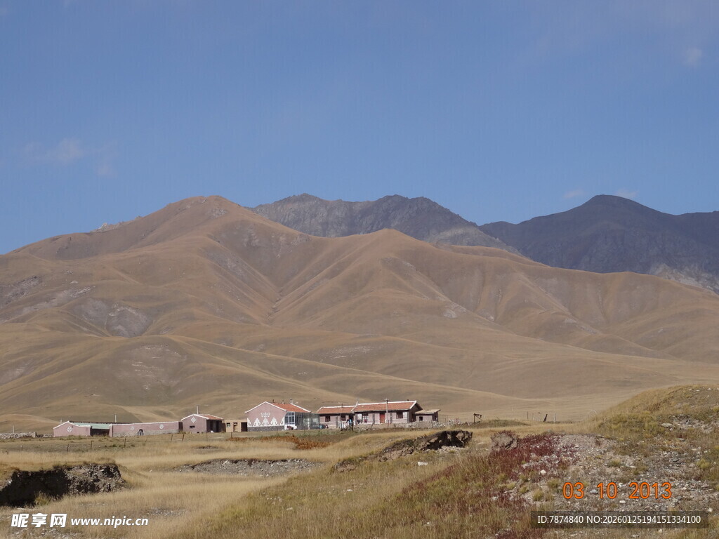 山间村落 广袤旷野之景
