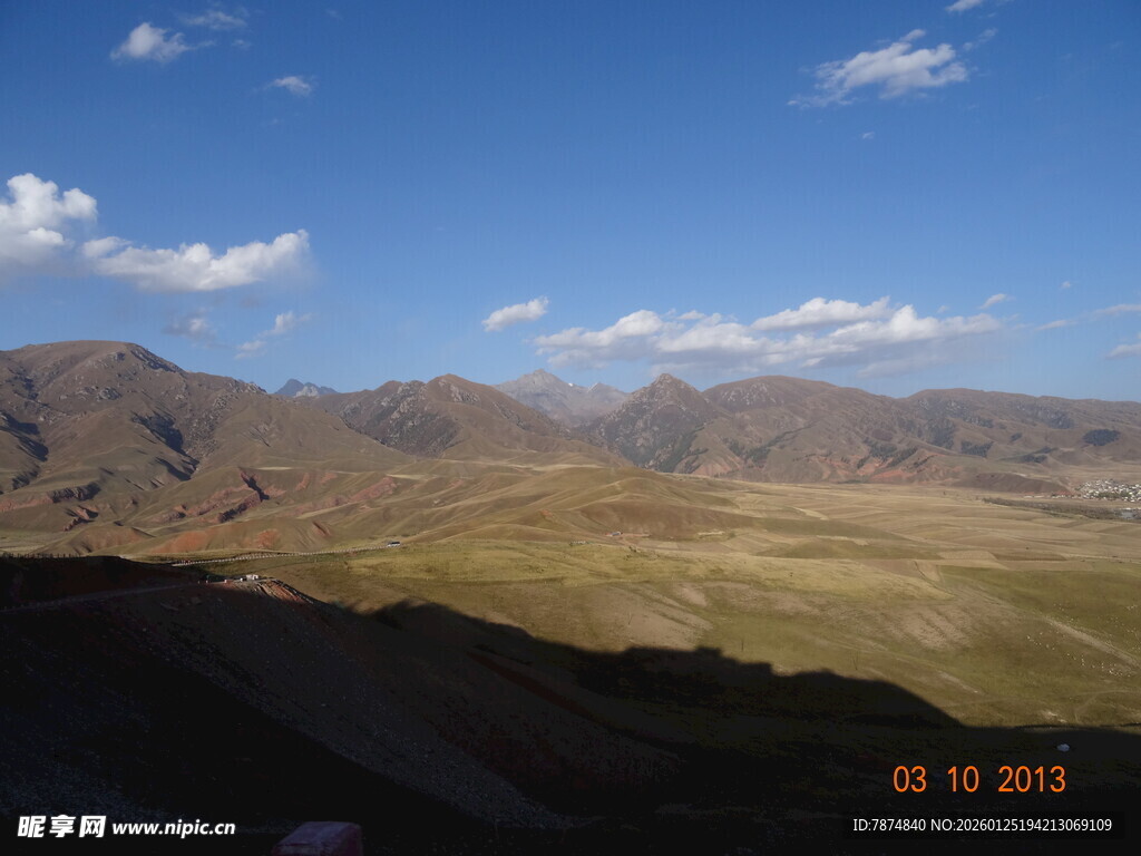 壮丽山景 广袤天地风光