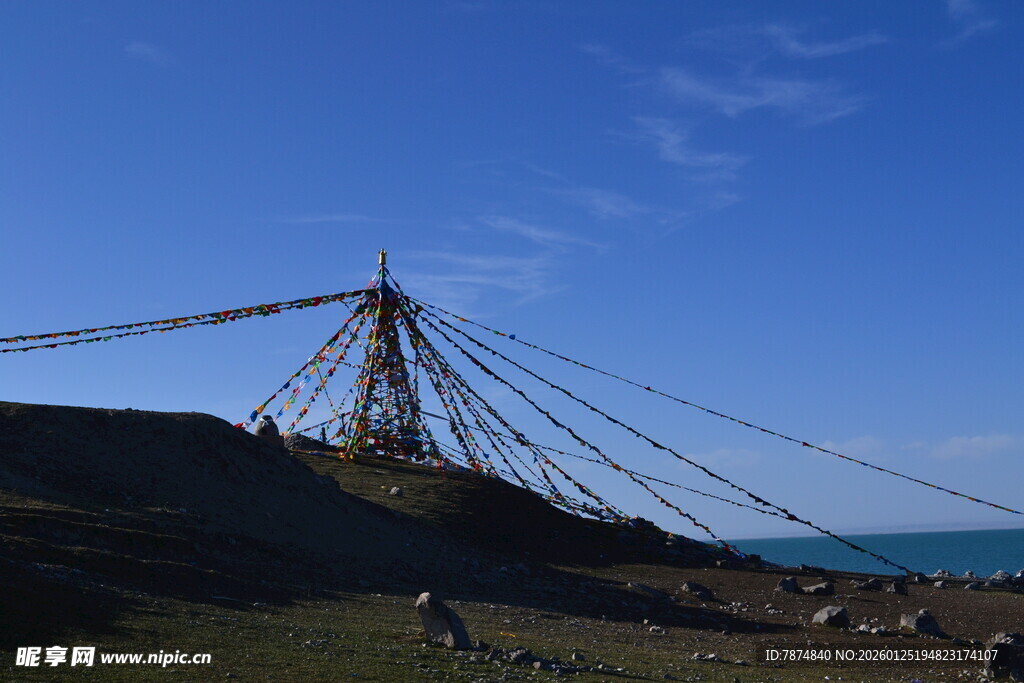 海边壮观的缆索结构建筑