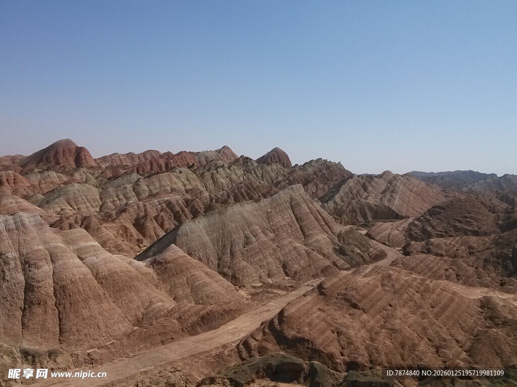 七彩丹霞地貌景观