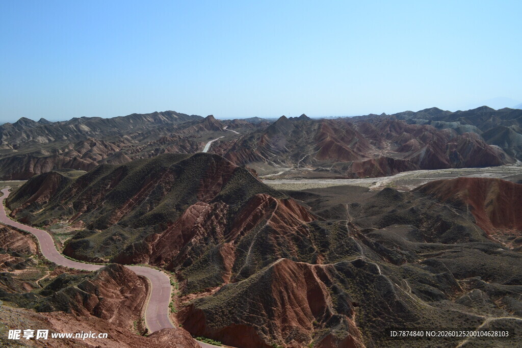 壮丽丹霞地貌景观
