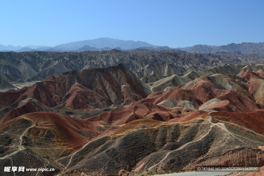 七彩丹霞地貌景观