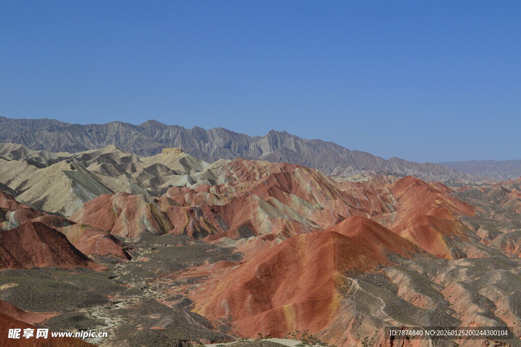 七彩丹霞地貌壮丽景观