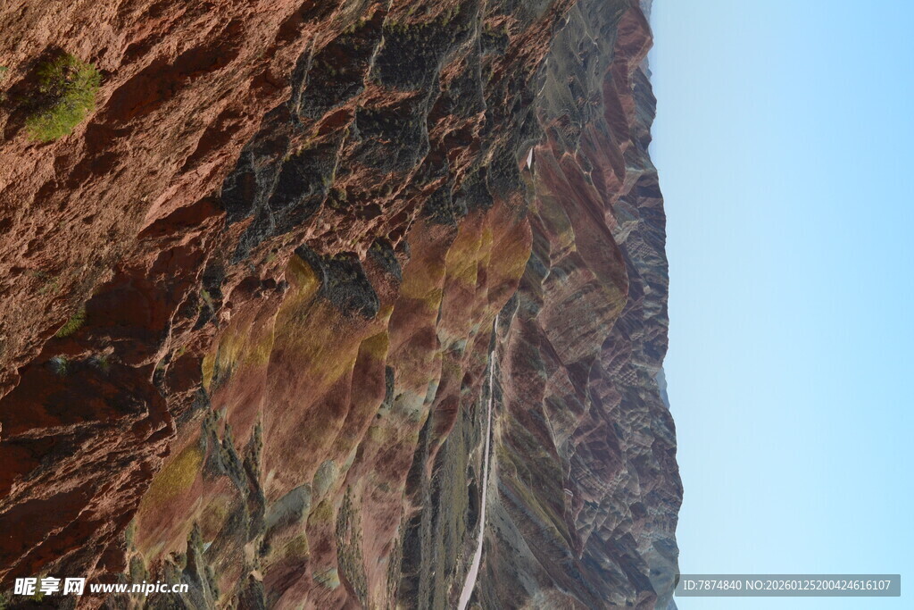 陡峭岩壁 自然奇观