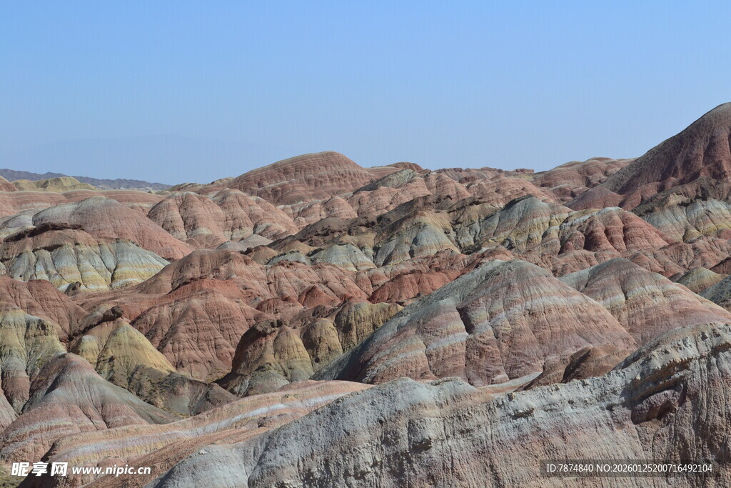七彩丹霞地貌景观