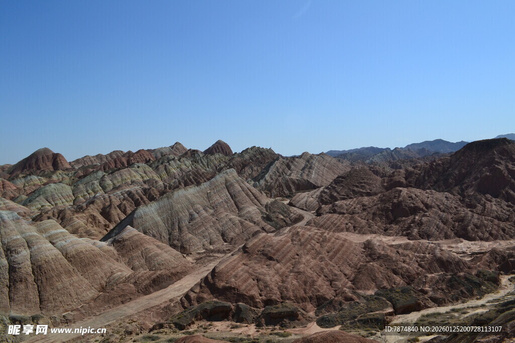 七彩丹霞地貌景观