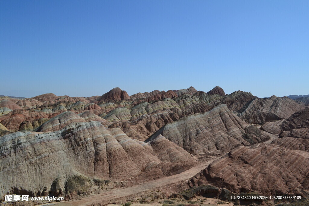 七彩丹霞地貌景观