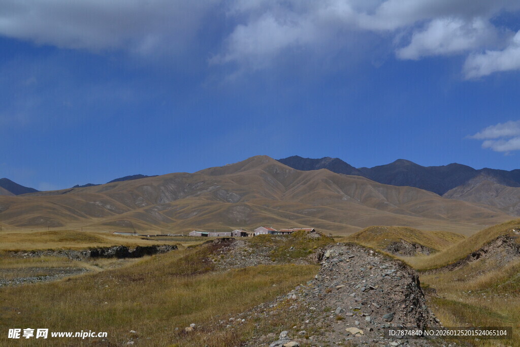 山间旷野的壮丽风光