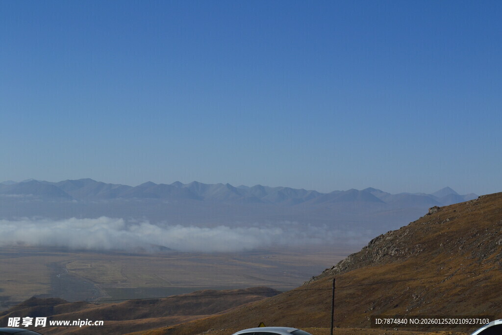 山间云海 壮丽自然景观