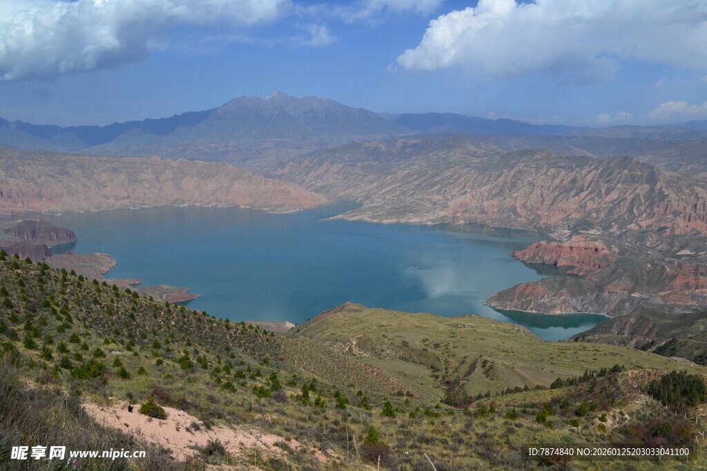 壮美山水湖景风光图