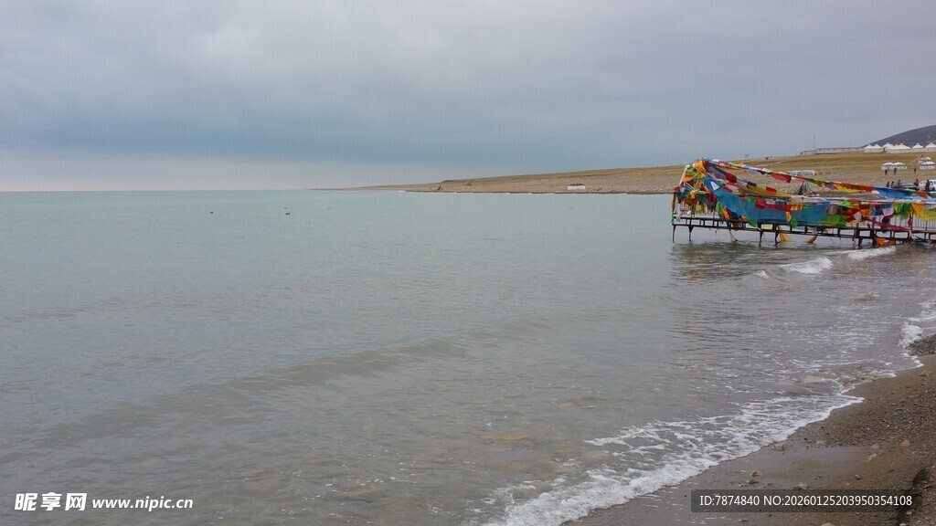 海边多彩建筑的美丽景致