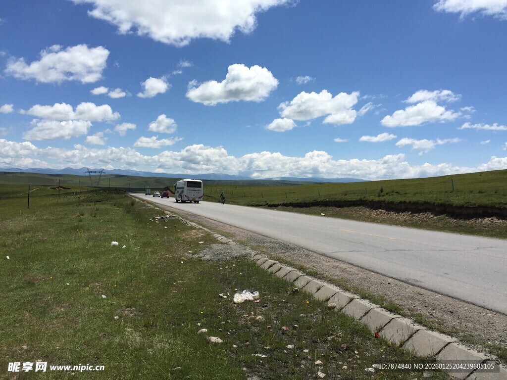公路风景 旷野中的远行之路
