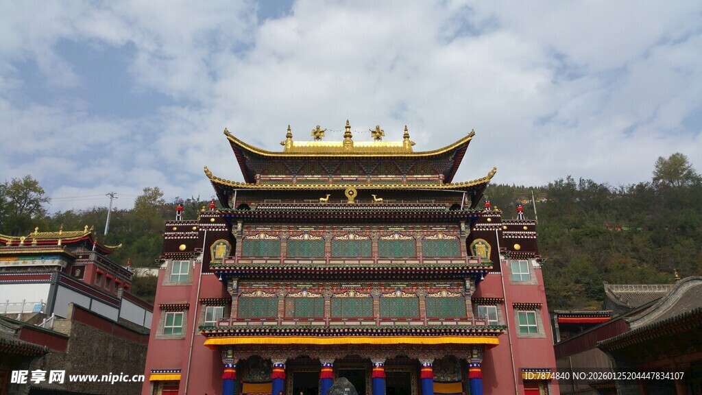 藏式风格古建筑寺庙