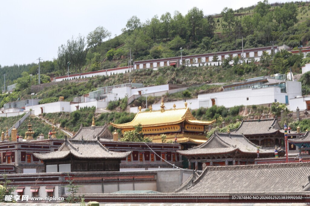 山间古寺建筑群