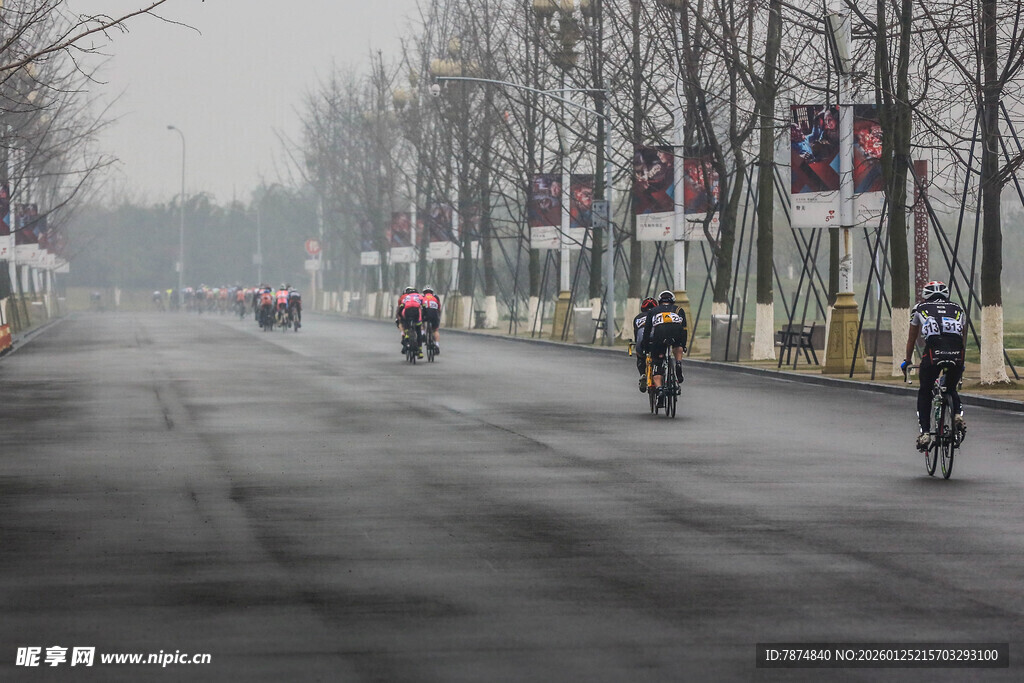 公路骑行场景