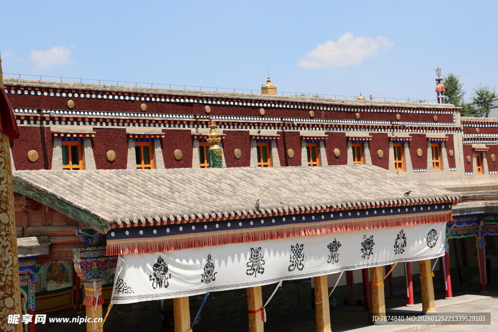 藏式传统建筑外观